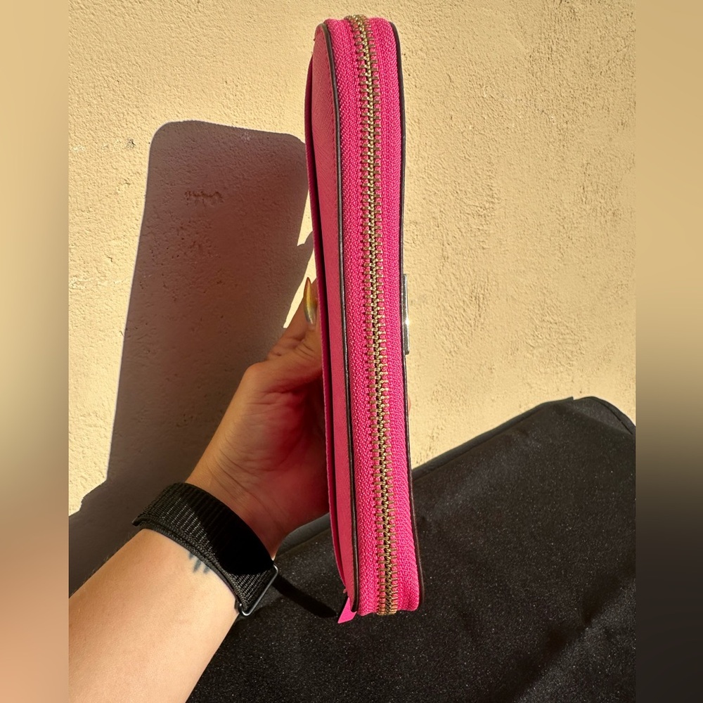 Kate Spade Fuchsia Wallet - Picture 8 of 10